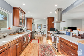 Photo 4 for 1555 E Winward Dr