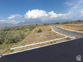 242 E Thrive Dr MLS #2110542