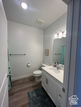 Photo 5 for 5801 S Garnet Dr #2-304
