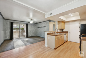 Photo 3 for 1285 E Ridge Meadow Ln  #8G