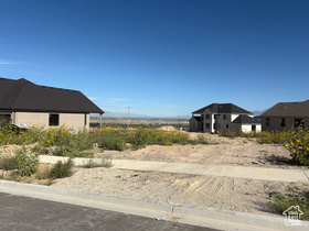 818 E Ridgeview Dr MLS #2110571