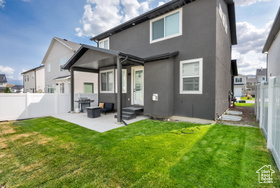 Photo 4 for 4247 E Tivon Ln