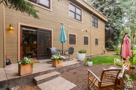 Photo 4 for 429 Saddle View Way #29