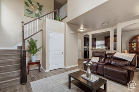 Photo 6 for 1573 W Kinloch Way
