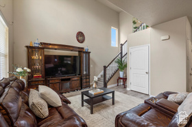 Photo 4 for 1573 W Kinloch Way