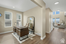 Photo 4 for 1817 W Bad Rock Cir