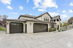 Photo 3 for 2428 S Scenic Dr