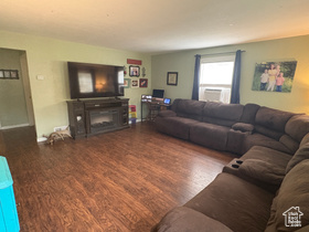 Photo 3 for 121 N 3rd St