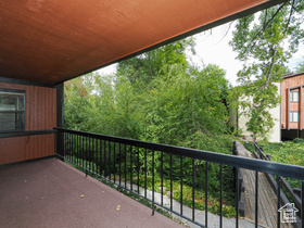 Photo 5 for 5536 S Springtree Ln #A