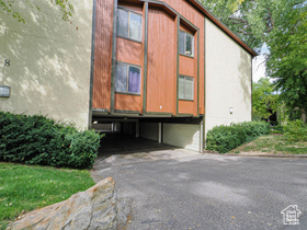 Photo 2 for 5536 S Springtree Ln #A