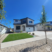 Photo 2 for 738 N Plainsman Dr #107