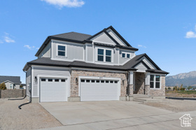 Photo 2 for 611 N Briarwood Ln