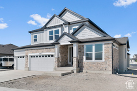 Photo 3 for 611 N Briarwood Ln