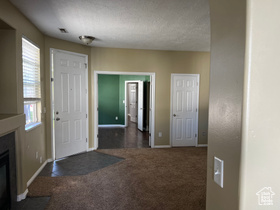 Photo 5 for 715 N Leeds Ct
