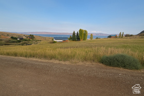 702  Lakeside Dr MLS #2110784