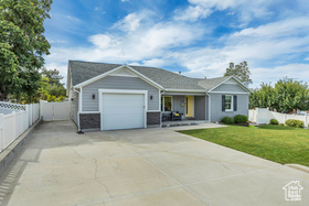 Photo 3 for 2752 E Wardway Dr
