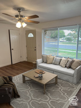 Photo 4 for 1384 S Melanie Ln