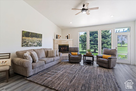 Photo 6 for 212 Roseanne Cir