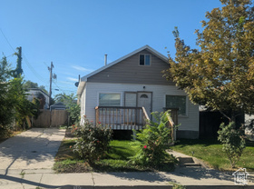 Photo 2 for 109 W Stratford Ave