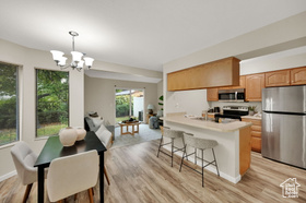 Photo 3 for 426 N Orchard Dr #5