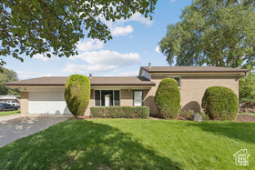 Photo 1 for 5689 S Spacerama Dr