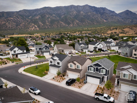 Photo 2 for 781 S Brubaker Way