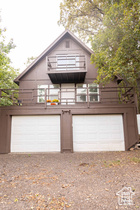 Photo 5 for 2562 N Viking Dr