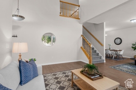 Photo 5 for 1364 E Old Maple Ct