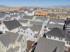 Photo 4 for 6774 W Docksider Dr #301