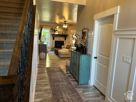 Photo 4 for 810 E 2025 North