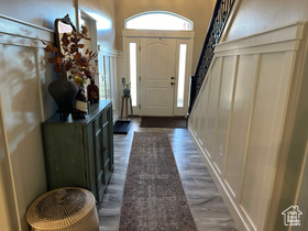 Photo 2 for 810 E 2025 North