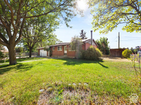 Photo 2 for 405 N 150 East