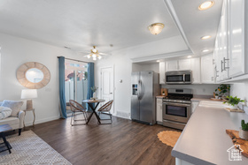 Photo 6 for 75 N Peregrine Ln #10