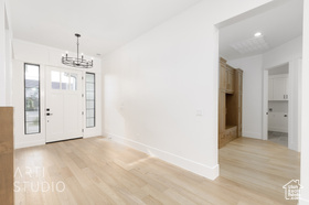 Photo 5 for 3187 S Newport Dr