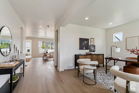 Photo 6 for 1313 E Larkspur