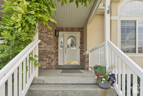 Photo 5 for 889 W Rockhill Point Cv