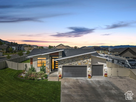 Photo 1 for 7516 W Black Rock Ln #16