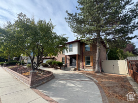 Photo 2 for 2650 E Willow Wick Dr