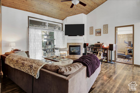 Photo 5 for 2694 E Kentucky Ave