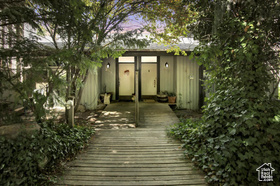 Photo 2 for 2694 E Kentucky Ave