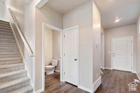 Photo 4 for 49 E Broadway Dr #1037