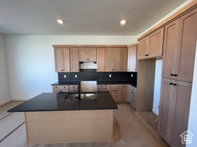 Photo 4 for 883 W Hobble Creek Ct #91