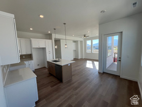 Photo 4 for 896 W Huntington River Dr #102