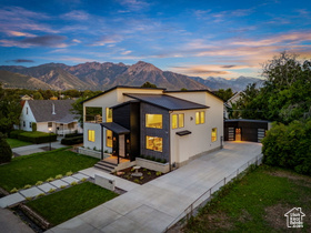 MLS #2111443 for sale - listed by Aki Derzon, Innova Realty Inc