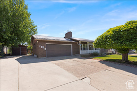 Photo 3 for 1322 N Smelter Rd