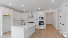 Photo 5 for 5518 N Trailside #502