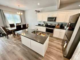 Photo 6 for 1021 E 1225 South #A