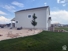 Photo 4 for 2229 S Beachcomber Ln