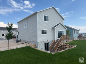 Photo 5 for 2229 S Beachcomber Ln