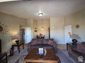 Photo 2 for 2511 Redcliff Rd #1J